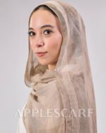 Thai Woven Elegance - الصورة 2